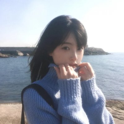 神秘裸女海报